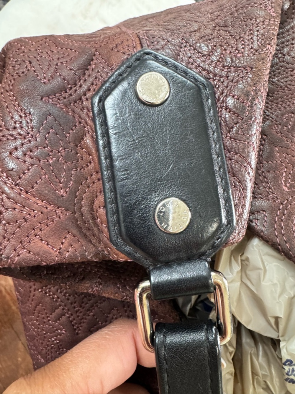 Louis Vuitton Antheia PM Hobo Plum Leather Authentic Shoulder Bag - Picture 12 of 16